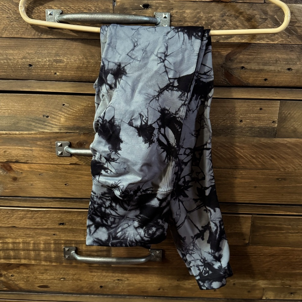 Butt scrunch leggings